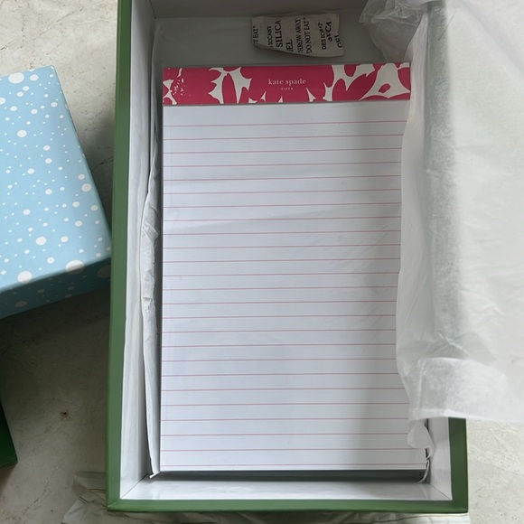 COPY - Kate Spade Becca Pencil Case New in Box - Picture 3 of 8